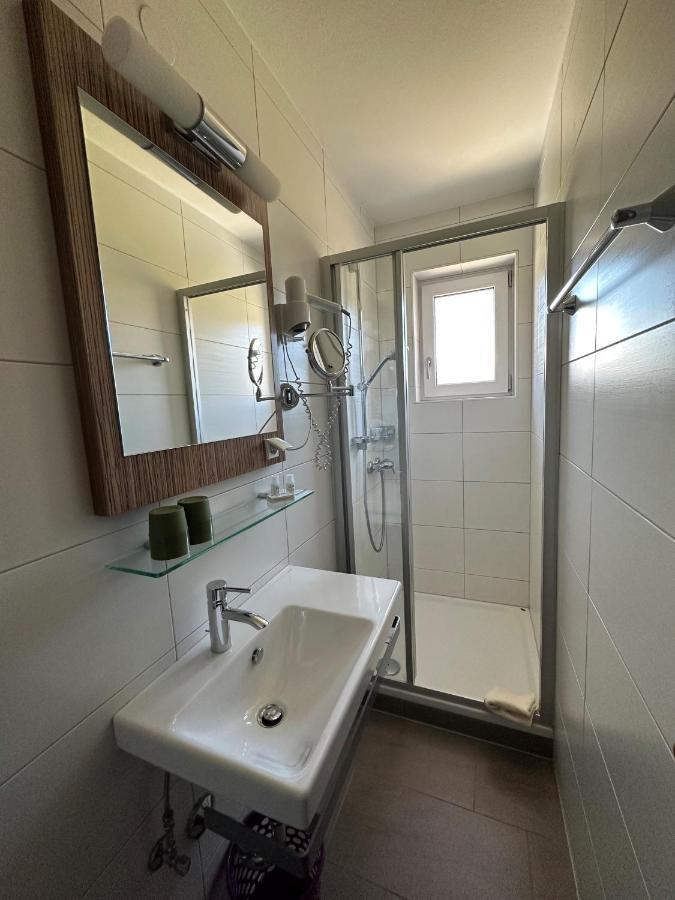 Pension Monika, Your B&B Including Summercard Kaprun Esterno foto